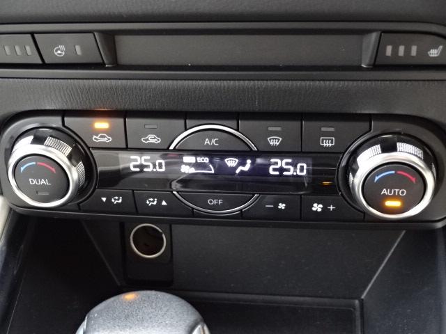 XD Lパッケージ 4WD ブレーキサポート 横滑り防止装置 ドライブレコーダー 純正ナビ フルセグTV Bluetooth 全方位カメラ コーナーセンサー デュアルシートヒーター 本革シート LEDヘッドライト 禁煙車(7枚目)