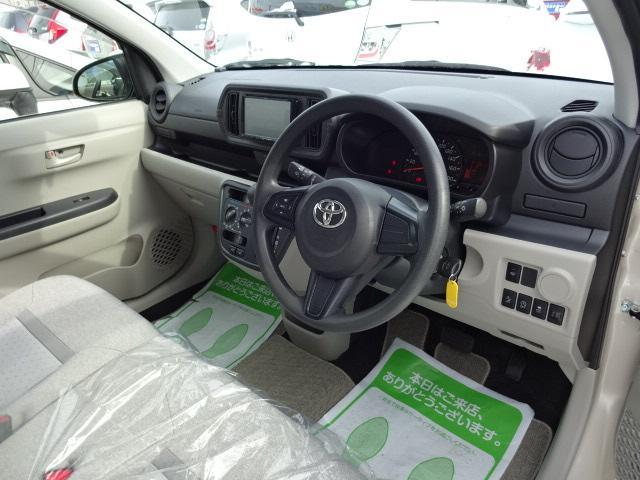 X S 4WD ブレーキサポート 横滑り防止装置 ナビTV Bluetooth バックカメラ シートヒーター フォグランプ アイドリングストップ キーレスキー ISOFIX 禁煙車 修復歴無し(13枚目)