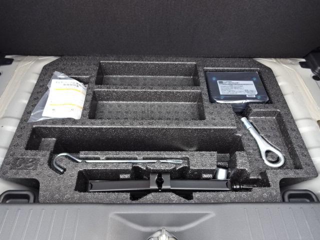 X S 4WD ブレーキサポート 横滑り防止装置 ナビTV Bluetooth バックカメラ シートヒーター フォグランプ アイドリングストップ キーレスキー ISOFIX 禁煙車 修復歴無し(31枚目)