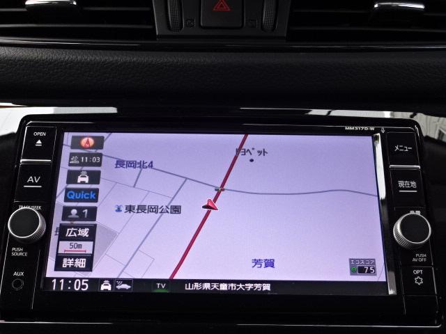 ２０Ｘ　４ＷＤ切替式　ブレーキサポート　横滑り防止装置　純正ナビ　フルセグＴＶ　Ｂｌｕｅｔｏｏｔｈ　全席シートヒーター　ＬＥＤヘッドライト　電動リアゲート　ＥＴＣ　アイドリングストップ　禁煙車　修復歴無し(4枚目)