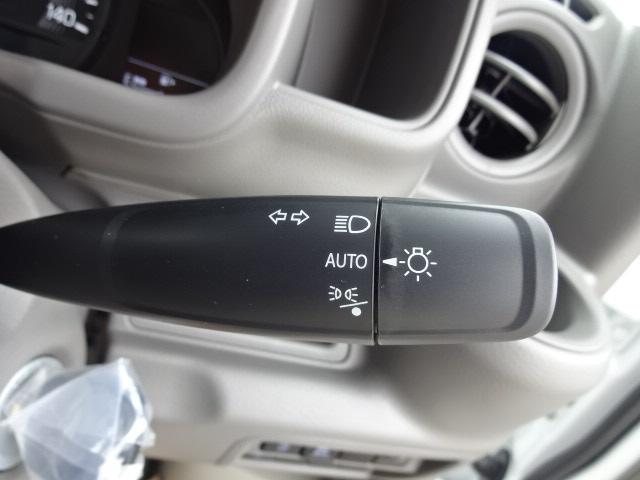 エブリイ ＰＡリミテッド　４ＷＤ切替式　ＣＶＴ　届出済未使用車　ブレーキサポート　誤発進抑制機能　横滑り防止装置　コーナーセンサー　純正ラジオ　両側スライドドア　ＵＳＢ電源タイプＡ・Ｃ　パワーウインドウ　キーレスキー（21枚目）