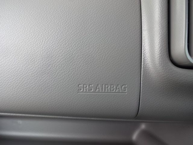 エブリイ ＰＡリミテッド　４ＷＤ切替式　ＣＶＴ　届出済未使用車　ブレーキサポート　誤発進抑制機能　横滑り防止装置　コーナーセンサー　純正ラジオ　両側スライドドア　ＵＳＢ電源タイプＡ・Ｃ　パワーウインドウ　キーレスキー（32枚目）