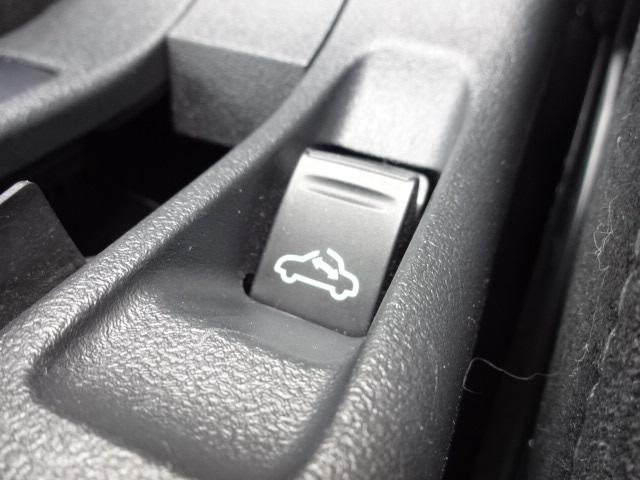コペン ＧＲ　スポーツ　５ＭＴ　ターボ　オープンカー　特別仕様車　レカロシート　ＢＢＳ１６インチアルミ　ＭＯＭＯステアリング　ナビＴＶ　ｂｌｕｅｔｏｏｔｈ　デュアルシートヒーター　横滑り防止装置　ＥＴＣ　禁煙車　修復歴無し（25枚目）