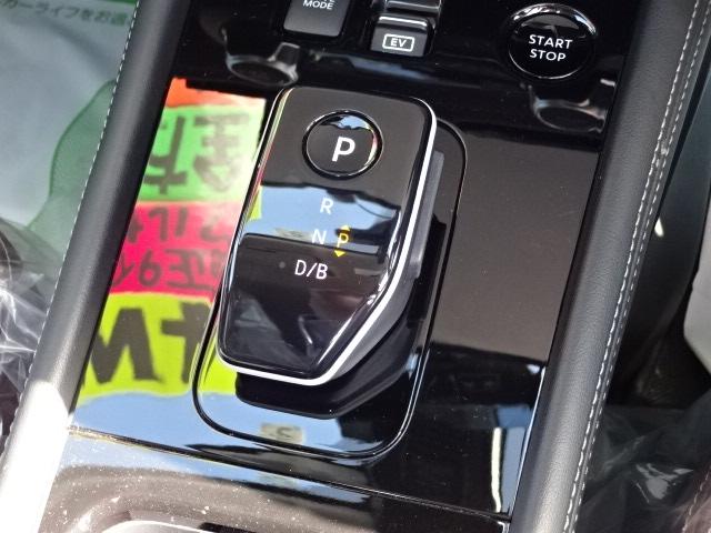 キックス Ｘ　ＦＯＵＲ　スタイルエディション　４ＷＤ　ブレーキサポート　横滑り防止装置　ナビＴＶ　ｂｌｕｅｔｏｏｔｈ　全方位カメラ　デュアルシートヒーター　ＬＥＤヘッドライト　ドライブレコーダー　エンジンスターター　ＥＴＣ　禁煙車　修復歴無し（7枚目）