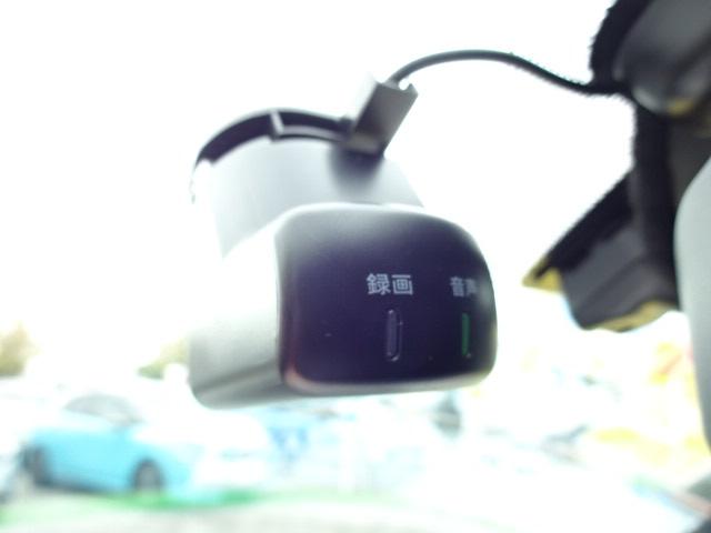 キックス Ｘ　ＦＯＵＲ　スタイルエディション　４ＷＤ　ブレーキサポート　横滑り防止装置　ナビＴＶ　ｂｌｕｅｔｏｏｔｈ　全方位カメラ　デュアルシートヒーター　ＬＥＤヘッドライト　ドライブレコーダー　エンジンスターター　ＥＴＣ　禁煙車　修復歴無し（37枚目）