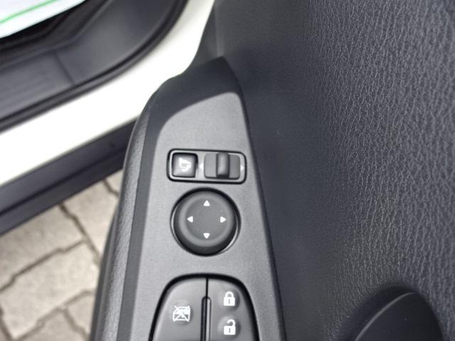 キックス Ｘ　ＦＯＵＲ　スタイルエディション　４ＷＤ　ブレーキサポート　横滑り防止装置　ナビＴＶ　ｂｌｕｅｔｏｏｔｈ　全方位カメラ　デュアルシートヒーター　ＬＥＤヘッドライト　ドライブレコーダー　エンジンスターター　ＥＴＣ　禁煙車　修復歴無し（44枚目）