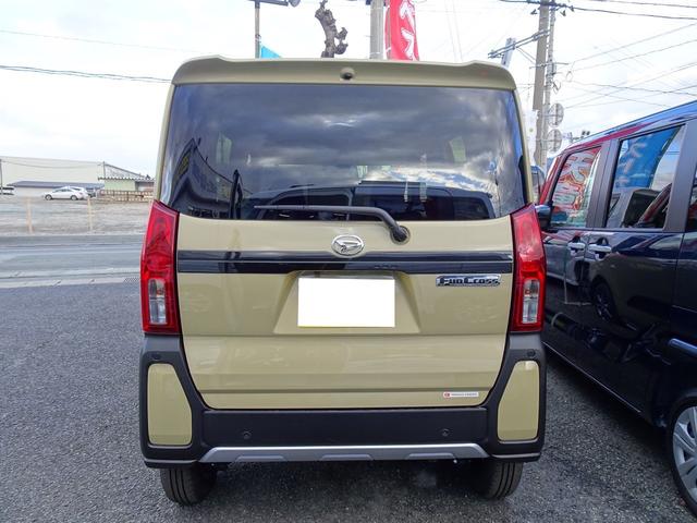 タント ファンクロスリミテッド　４ＷＤ　特別仕様車　届出済未使用車　ブレーキサポート　誤発進抑制制御　純正９インチスマホ連動ディスプレイオーディオ　ｂｌｕｅｔｏｏｔｈ　バックカメラ　デュアルシートヒーター　ＬＥＤヘッドライト　ＥＴＣ（3枚目）