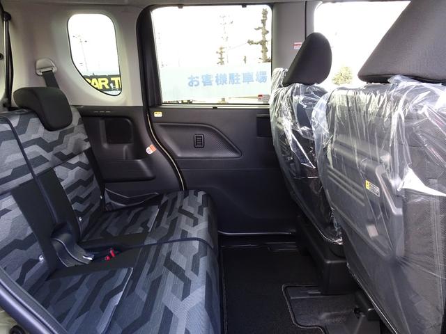 タント ファンクロスリミテッド　４ＷＤ　特別仕様車　届出済未使用車　ブレーキサポート　誤発進抑制制御　純正９インチスマホ連動ディスプレイオーディオ　ｂｌｕｅｔｏｏｔｈ　バックカメラ　デュアルシートヒーター　ＬＥＤヘッドライト　ＥＴＣ（12枚目）