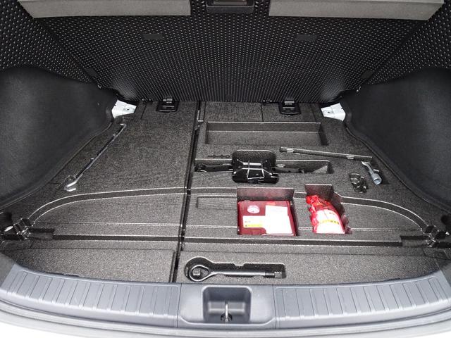 プリウス Ａ　ブレーキサポート　横滑り防止装置　車線逸脱警報装置　コーナーセンサー　純正ナビＴＶ　ｂｌｕｅｔｏｏｔｈ　バックカメラ　クルーズコントロール　オートハイビーム　ドアミラーヒーター　ＥＴＣ　スマートキー（57枚目）