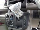 エブリイ ＰＡリミテッド　４ＷＤ切替式　ＣＶＴ　届出済未使用車　ブレーキサポート　誤発進抑制機能　横滑り防止装置　コーナーセンサー　純正ラジオ　両側スライドドア　ＵＳＢ電源タイプＡ・Ｃ　パワーウインドウ　キーレスキー（8枚目）