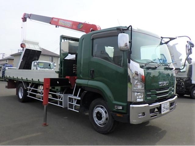 　Ｈ２８年式　増増トン７．４ｔ　３段クレーン付アルミ平ＲＣ付　ボディ内寸　５５００×２２００×４００最大積載　７，４００ｋｇ　走行４１２，２８７ｋｍ　検切れナンバー付(20枚目)