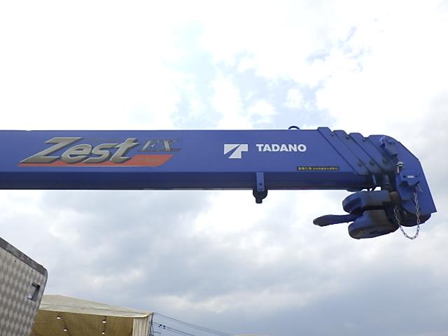 ファイター 　Ｒ２年式　２７０ＰＳ　カスタム仕様増トンセルフタダノクレーン警報仕様（定格荷重指示装置付き）ラジコン付き走行時ブーム前方格納（18枚目）