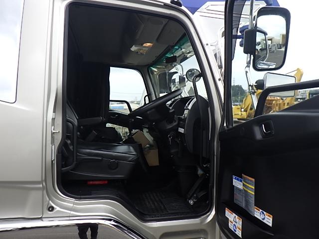 ファイター 　Ｒ２年式　２７０ＰＳ　カスタム仕様増トンセルフタダノクレーン警報仕様（定格荷重指示装置付き）ラジコン付き走行時ブーム前方格納（57枚目）