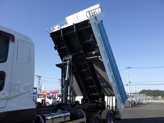 スーパーグレート 　１０ｔＦゲートダンプ新明和　８．５ｔ積載荷台寸　４７６０×２１４０ＭＴ７速　３８０ＰＳ（23枚目）