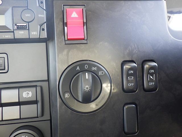 ファイター 増トンセルフ 4段クレーン MT6速 270馬力 6.5t積 荷台寸 530×230cm 地上高100cm カスタム仕様 ラジコン付 タダノ警報仕様 前方格納 5t引込ウィンチ(39枚目)