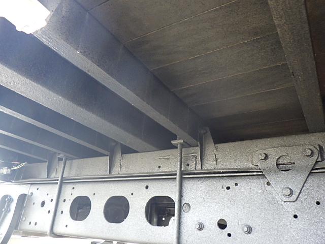 ファイター 　ワイド超ロング　アルミブロック　荷台寸：６２０×２２２×５９ｃｍ検切ナンバー付　４ｔ平　３，２５０ｋｇ積　スタンション　あおり高さ５９ｃｍ（12枚目）