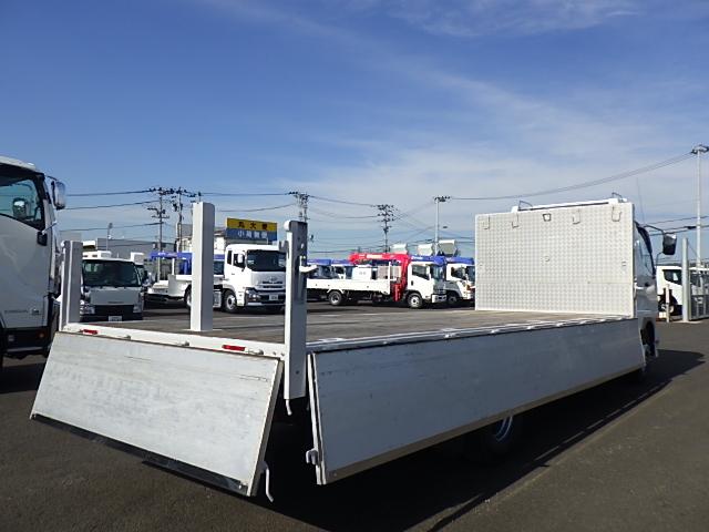 ファイター 　ワイド超ロング　アルミブロック　荷台寸：６２０×２２２×５９ｃｍ検切ナンバー付　４ｔ平　３，２５０ｋｇ積　スタンション　あおり高さ５９ｃｍ（15枚目）