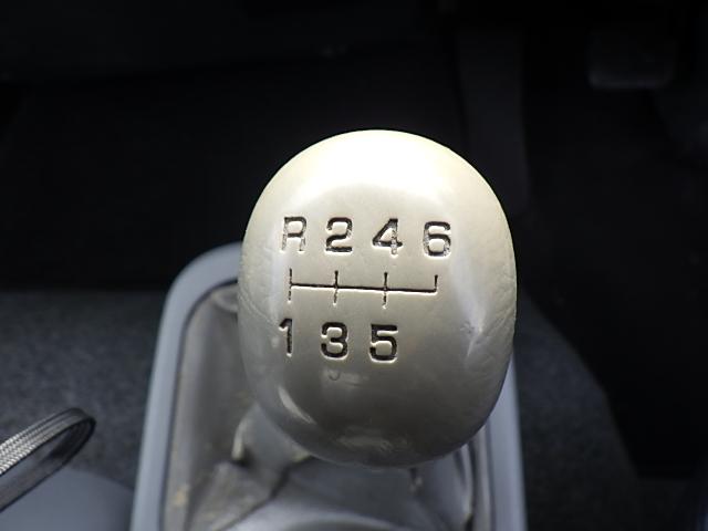 ファイター 　ワイド超ロング　アルミブロック　荷台寸：６２０×２２２×５９ｃｍ検切ナンバー付　４ｔ平　３，２５０ｋｇ積　スタンション　あおり高さ５９ｃｍ（36枚目）