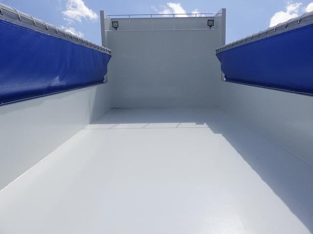 スーパーグレート 　大型Ｌゲートダンプ　８．９ｔ積　極東開発　耐摩耗鋼板　スウェーデン鋼　荷台内寸５１０×２２０×５０ｃｍ　Ｆゲート　１２速ＡＴ（18枚目）