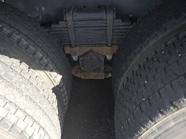 クオン 　ＵＤクオン　１０ｔ土砂ダンプ　極東開発工業　９．３ｔ積載　荷台寸Ｌ５１０×Ｗ２２０×Ｈ５０　ＭＴ７速（11枚目）