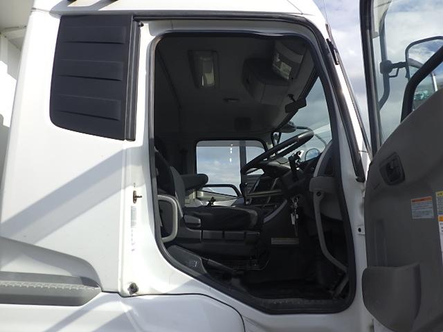 クオン 　ＵＤクオン　１０ｔ土砂ダンプ　極東開発工業　９．３ｔ積載　荷台寸Ｌ５１０×Ｗ２２０×Ｈ５０　ＭＴ７速（20枚目）