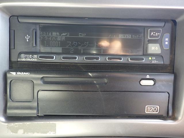 クオン 　ＵＤクオン　１０ｔ土砂ダンプ　極東開発工業　９．３ｔ積載　荷台寸Ｌ５１０×Ｗ２２０×Ｈ５０　ＭＴ７速（27枚目）