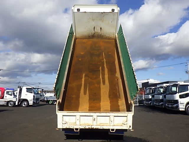 クオン 　ＵＤクオン　１０ｔ土砂ダンプ　極東開発工業　９．３ｔ積載　荷台寸Ｌ５１０×Ｗ２２０×Ｈ５０　ＭＴ７速（39枚目）