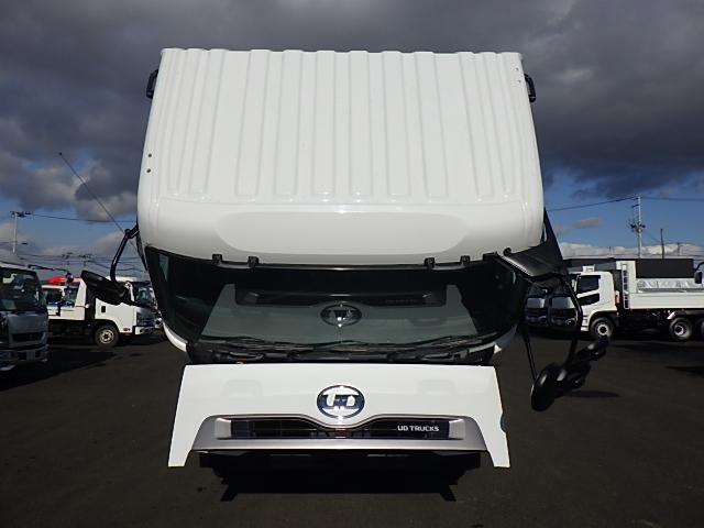 クオン 　ＵＤクオン　１０ｔ土砂ダンプ　極東開発工業　９．３ｔ積載　荷台寸Ｌ５１０×Ｗ２２０×Ｈ５０　ＭＴ７速（42枚目）