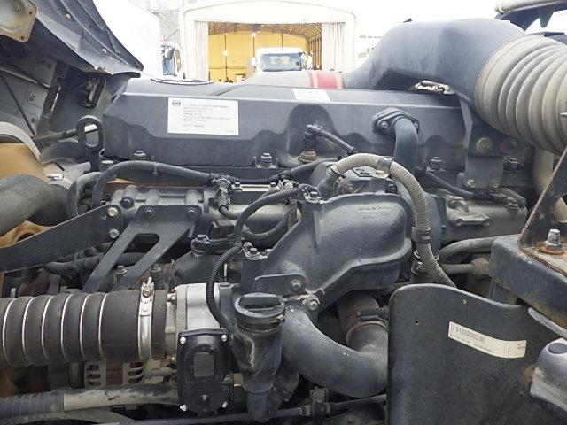 クオン 　ＵＤクオン　１０ｔ土砂ダンプ　極東開発工業　９．３ｔ積載　荷台寸Ｌ５１０×Ｗ２２０×Ｈ５０　ＭＴ７速（44枚目）