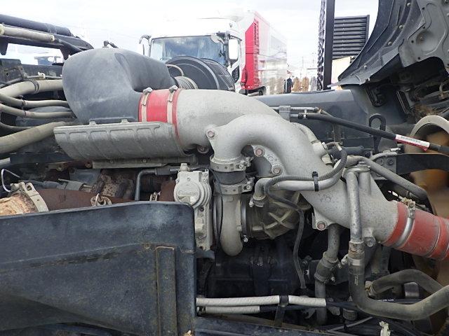 クオン 　ＵＤクオン　１０ｔ土砂ダンプ　極東開発工業　９．３ｔ積載　荷台寸Ｌ５１０×Ｗ２２０×Ｈ５０　ＭＴ７速（45枚目）