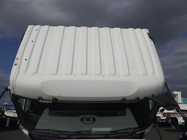 クオン 　ＵＤクオン　１０ｔ土砂ダンプ　極東開発工業　９．３ｔ積載　荷台寸Ｌ５１０×Ｗ２２０×Ｈ５０　ＭＴ７速（46枚目）