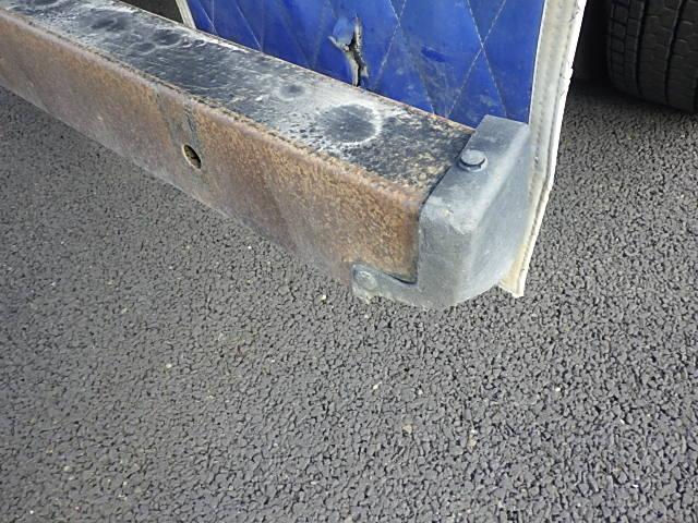 クオン 　ＵＤクオン　１０ｔ土砂ダンプ　極東開発工業　９．３ｔ積載　荷台寸Ｌ５１０×Ｗ２２０×Ｈ５０　ＭＴ７速（50枚目）