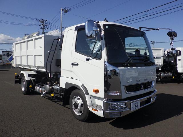 ファイター 　４ｔ脱着式コンテナ車　極東開発工業フックロール　バックモニター　ＥＴＣ　メッキフロントバンパーコーナーパネルミラーカバーアームロール箱（瑞穂）ボディ内寸：３６００×１９１０×１１７０ｍｍ８．０立米（2枚目）