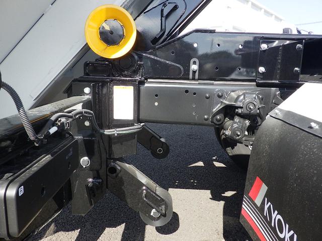 ファイター 　４ｔ脱着式コンテナ車　極東開発工業フックロール　バックモニター　ＥＴＣ　メッキフロントバンパーコーナーパネルミラーカバーアームロール箱（瑞穂）ボディ内寸：３６００×１９１０×１１７０ｍｍ８．０立米（10枚目）