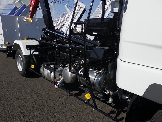 ファイター 　４ｔ脱着式コンテナ車　極東開発工業フックロール　バックモニター　ＥＴＣ　メッキフロントバンパーコーナーパネルミラーカバーアームロール箱（瑞穂）ボディ内寸：３６００×１９１０×１１７０ｍｍ８．０立米（20枚目）