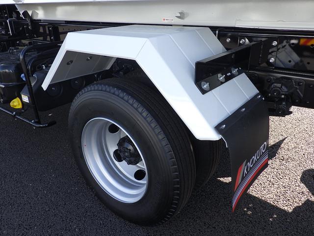 ファイター 　４ｔ脱着式コンテナ車　極東開発工業フックロール　バックモニター　ＥＴＣ　アームロール箱（瑞穂）　ボディ内寸：３６００×１９１０×１１７０ｍｍ８．０立米　メッキフロントバンパーコーナーパネルミラーカバー（27枚目）