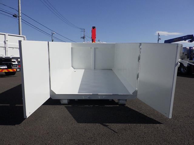 ファイター 　４ｔ脱着式コンテナ車　極東開発工業フックロール　バックモニター　ＥＴＣ　アームロール箱（瑞穂）　ボディ内寸：３６００×１９１０×１１７０ｍｍ８．０立米　メッキフロントバンパーコーナーパネルミラーカバー（34枚目）