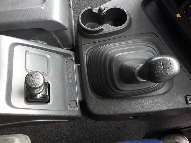 ギガ 　大型深ダンプ　４５．５４立米荷台寸：Ｌ９００×Ｗ２３０×Ｈ２１７ｃｍ（44枚目）