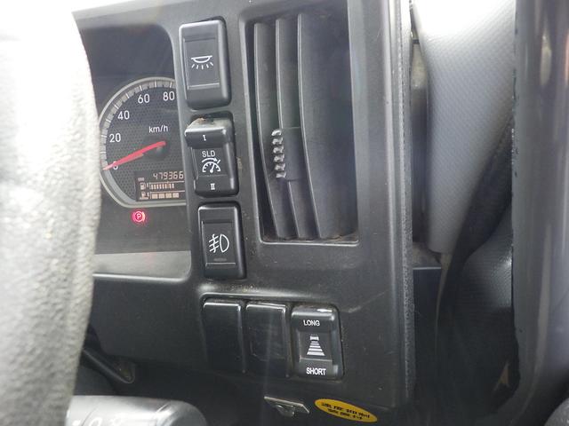 ギガ 　大型深ダンプ　４５．５４立米荷台寸：Ｌ９００×Ｗ２３０×Ｈ２１７ｃｍ（52枚目）