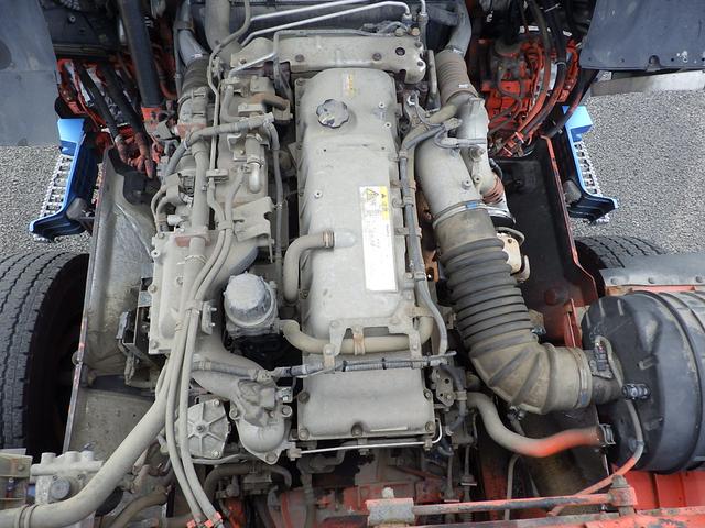 ギガ 　大型深ダンプ　４５．５４立米荷台寸：Ｌ９００×Ｗ２３０×Ｈ２１７ｃｍ（62枚目）