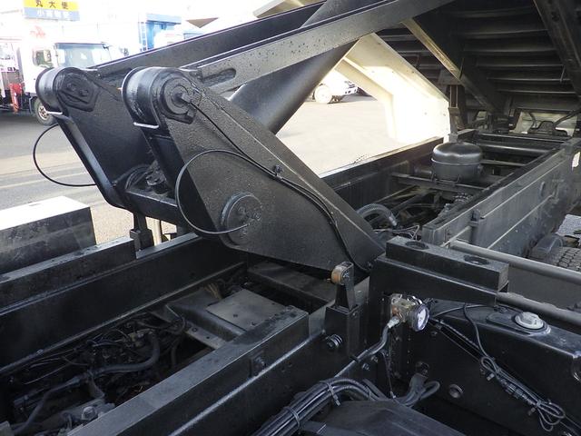 スーパーグレート 　大型Ｌゲートダンプ　極東開発工業製　荷台寸：Ｌ４７１×Ｗ２２０×４８ｃｍ（16枚目）