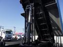 　１０ｔＦゲートダンプ新明和　８．５ｔ積載荷台寸　４７６０×２１４０ＭＴ７速　３８０ＰＳ（24枚目）