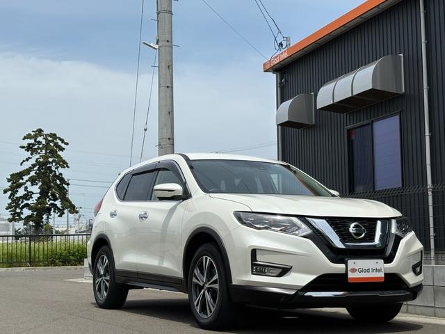 エクストレイル ２０Ｘｉ　後期型／切替４ＷＤ／プロパイロット／エマージェンシーブレーキ／Ｂｌｕｅｔｏｏｔｈ対応ＳＤナビＴＶ／全方位カメラ／パワーバックドア／デジタルインナーミラー／ＬＥＤヘッドライト／ＥＴＣ／１８インチＡＷ（6枚目）