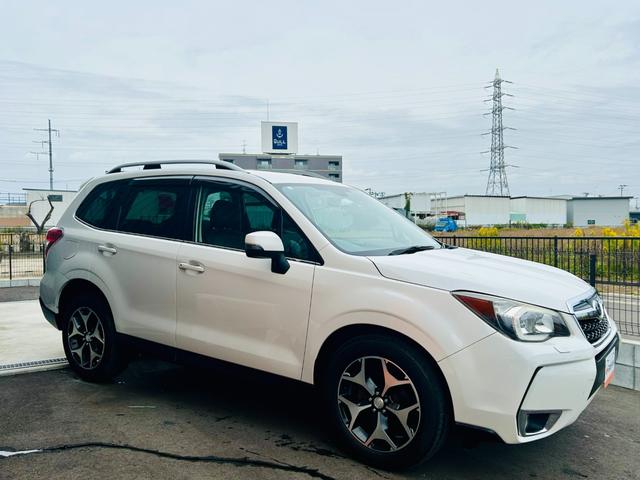 フォレスター S-リミテッド 4WD/アイサイト/SDナビTV/バックカメラ/パワーバックドア/シートヒーター/パワーシート/パドルシフト/スマートキー/HIDヘッドライト/フォグライト/ルーフレール/ETC/18AW(3枚目)