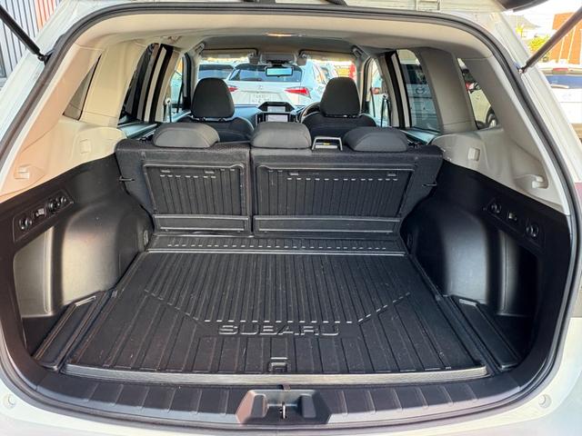 当店は総額表示の価格で乗り出せるのはもちろんですが、車検整備と当店の基準に合わせた予防整備を自社認証工場のメカニックの手でしっかりと行っております！全てはお客様の「安心・安全」の為です！