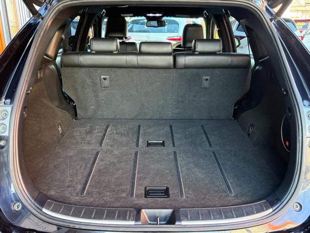 ハリアー プレミアム　アドバンスドパッケージ　４ＷＤ／Ｂｌｕｅｔｏｏｔｈ対応８型ＳＤナビＶ／ＪＢＬサウンド／全周囲カメラ／パワーバックドア／衝突軽減ブレーキ／クリアランスソナー／ハーフレザーシート／パワーシート／ＬＥＤヘッドライト＆フォグ（14枚目）