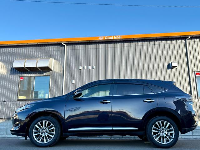 ハリアー プレミアム　アドバンスドパッケージ　４ＷＤ／Ｂｌｕｅｔｏｏｔｈ対応８型ＳＤナビＶ／ＪＢＬサウンド／全周囲カメラ／パワーバックドア／衝突軽減ブレーキ／クリアランスソナー／ハーフレザーシート／パワーシート／ＬＥＤヘッドライト＆フォグ（30枚目）