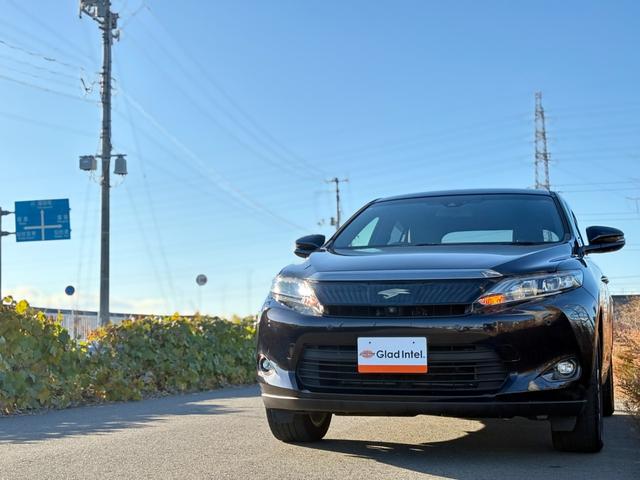 ハリアー プレミアム　アドバンスドパッケージ　４ＷＤ／Ｂｌｕｅｔｏｏｔｈ対応８型ＳＤナビＶ／ＪＢＬサウンド／全周囲カメラ／パワーバックドア／衝突軽減ブレーキ／クリアランスソナー／ハーフレザーシート／パワーシート／ＬＥＤヘッドライト＆フォグ（32枚目）