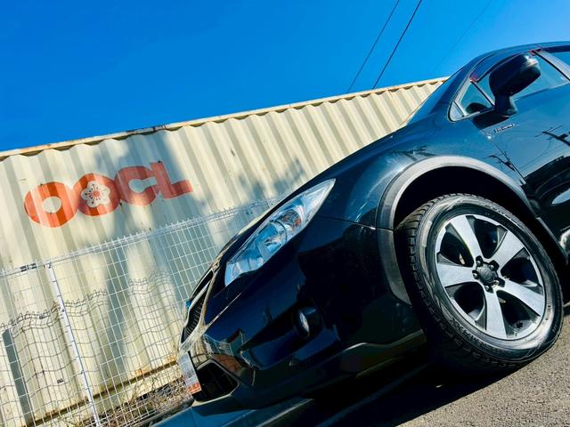 外装のコンディションは良好です〇中古車でよくある小キズや小凹み等は多少ありますが、全体的にとても綺麗です！年式・距離からイメージする使用感は感じられません！光沢のあるボディを是非一度お確かめ下さい！