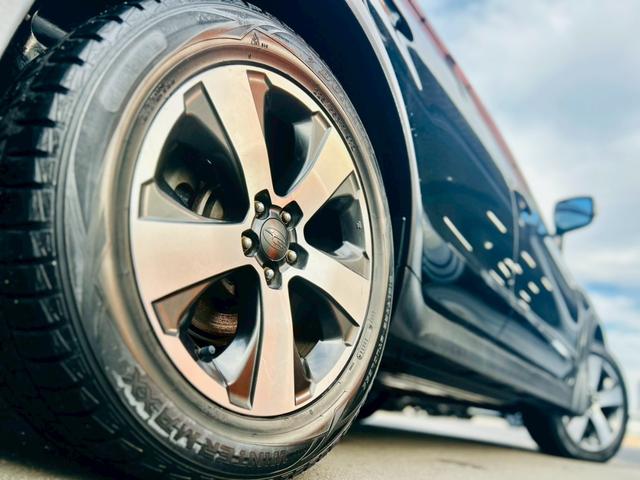 専門の仕入れ担当が全国のオークション会場から厳選してこだわって仕入れております！出来る限りお安くご提供するように心掛けて計算しております！良質な商品、特徴的なオプションの多い商品も入庫しております！